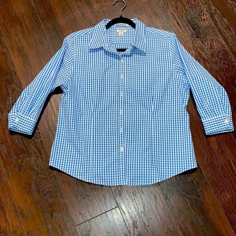 100% Cotton L.L. Bean Wrinkle -Resist Short Sleeve Button Down Blouse, sz Medium